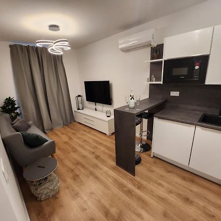 Mickey Apartment Old Town براتسيلافا المظهر الخارجي الصورة